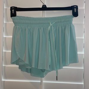 Flowy butterfly shorts from Amazon xxs